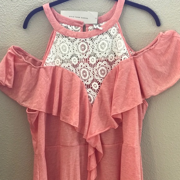 NWT Rosegal Peach Women’s Cold-Shoulder Top (5X) - Picture 2 of 16